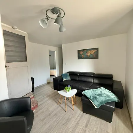 Maison Au Milieu Des Vignes